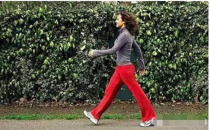 調(diào)整行走姿勢