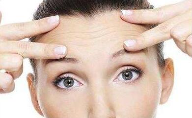 美容所選擇的前額除皺整形技術(shù)