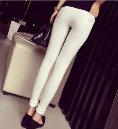 大腿內(nèi)側(cè)