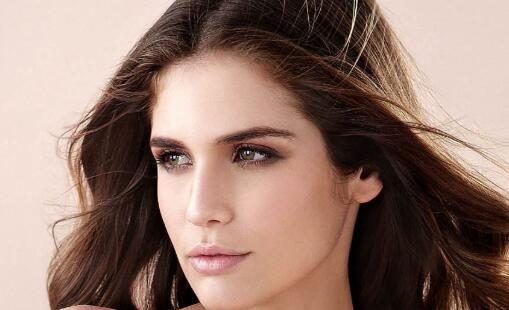 上了30歲打玻尿酸皮膚容易變松弛嗎？