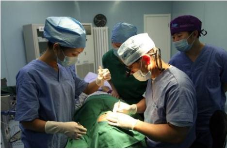 曹仁昌醫(yī)生從醫(yī)經(jīng)歷