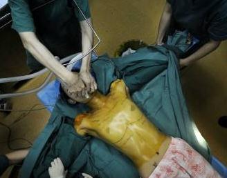 隆胸手術(shù)的假體可以終生不換取嗎？