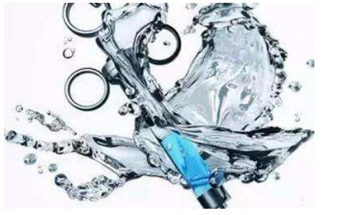 擔(dān)心有副作用，額頭凹陷填充玻尿酸好不好？