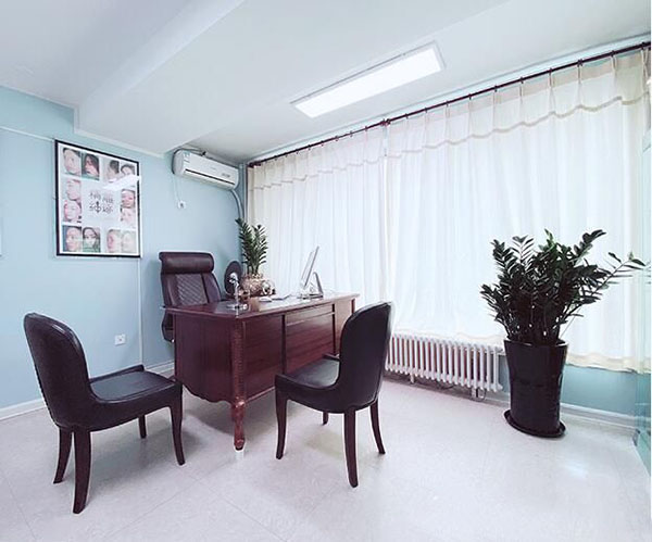 北京東方瑞麗醫(yī)生診室