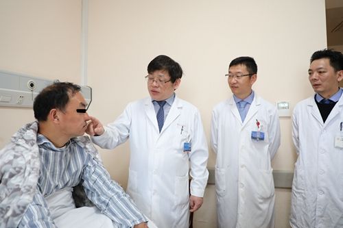 上海隆鼻比較好的醫(yī)生