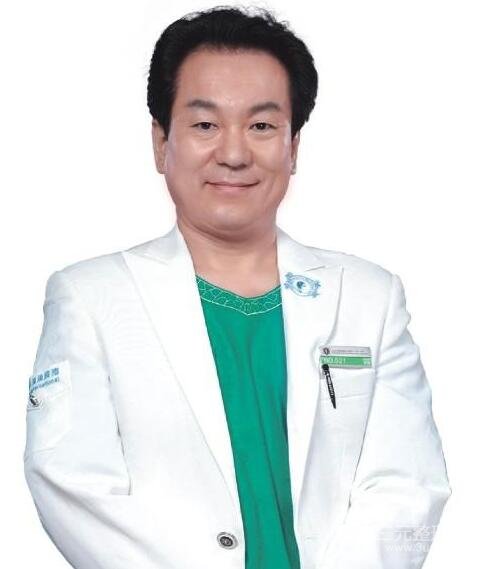 鄧洪軍醫(yī)生-個(gè)人簡介-口碑-衡陽雅韓整形