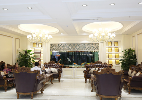 侯亞杰醫(yī)生-簡介資料-資質(zhì)-口碑-沈陽市百嘉麗整形