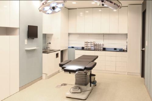 張哲豪醫(yī)生-簡介資料-資質(zhì)-韓國奧納比整形外科