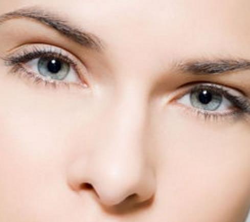 眼皮松弛怎么辦？如何避免眼皮松弛的情況？