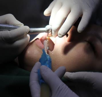 四川省人民醫(yī)院口腔科李崢醫(yī)生咋樣?牙齒矯正費(fèi)用多少?