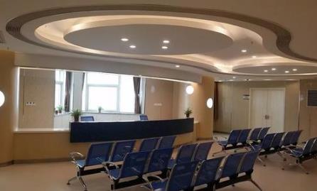 　　杭州第三人民醫(yī)院皮膚科