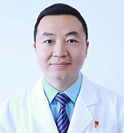 上海九院雙眼皮醫(yī)生列表,牛的都在這兒~!