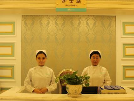 沈陽(yáng)美聯(lián)致美靠譜嗎？ 管連斌隆鼻怎么樣？看整形均價(jià)！