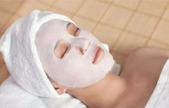 醫(yī)美術后要每天敷面膜嗎？專家觀點！結果可能讓你意想不到