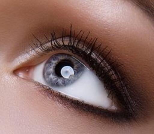 如果美瞳線的麻醉劑進(jìn)入眼睛應(yīng)該怎么辦