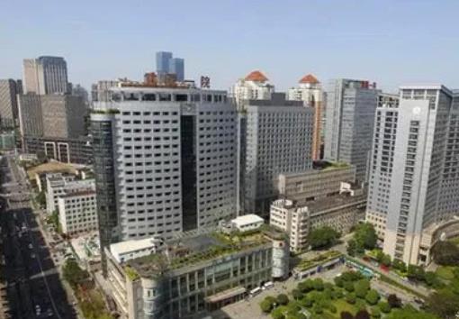 福利篇：重慶醫(yī)科大學(xué)附屬第一醫(yī)院整形科價格表！顴骨內(nèi)推案例及果圖公開公示