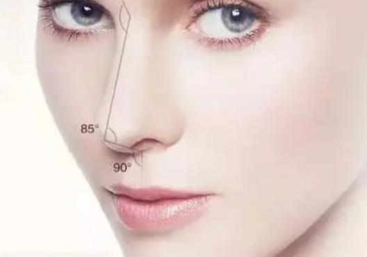 耳軟骨隆鼻之后多久才能恢復(fù)?什么是耳軟骨隆鼻?