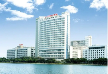 廈門大學(xué)附屬中山醫(yī)院.jpg