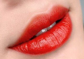 結(jié)痂后漂唇皸裂怎么辦?