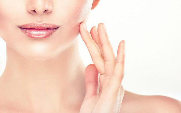 做玻尿酸豐唇的流程是什么?恢復(fù)時間要多久?