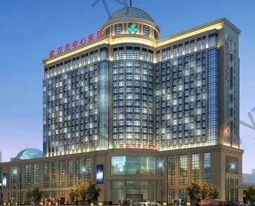 武漢市中心醫(yī)院整形科是外包的嗎？劉娟、楊名隆鼻技術(shù)|價格表分享