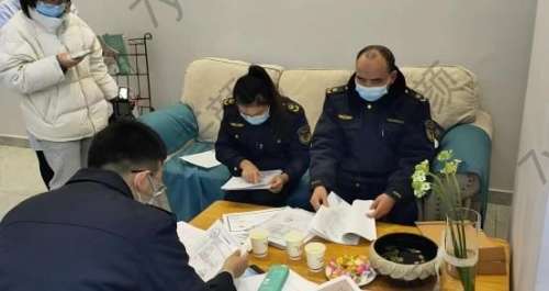 邛崍市市場監(jiān)管局開展“護(hù)航美麗”專項(xiàng)執(zhí)法檢查