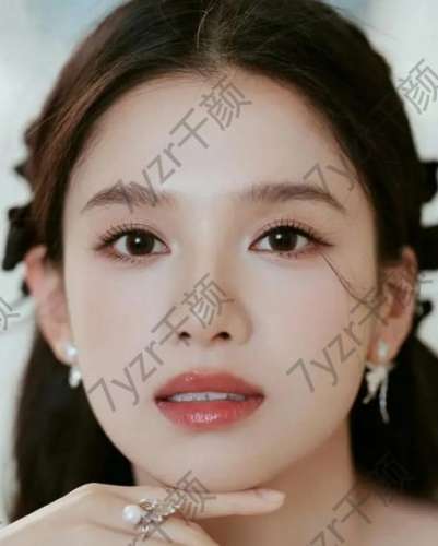 關掉美顏跟濾鏡，她的肌膚轉態(tài)也好了~